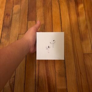 Apple White Earbud Headphones